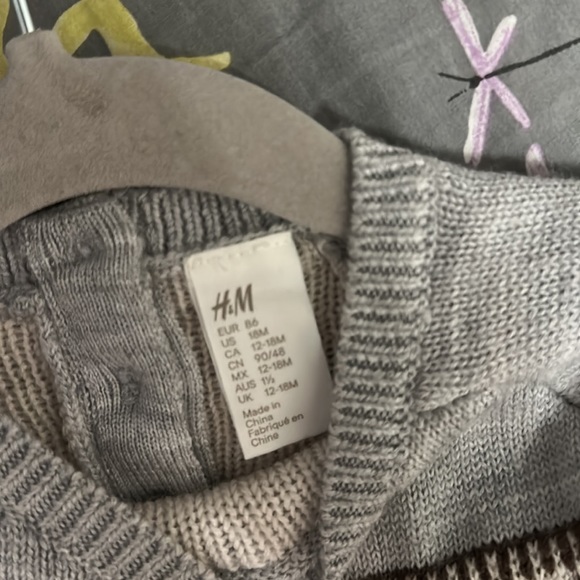 100% Wool Sweater - Picture 4 of 6